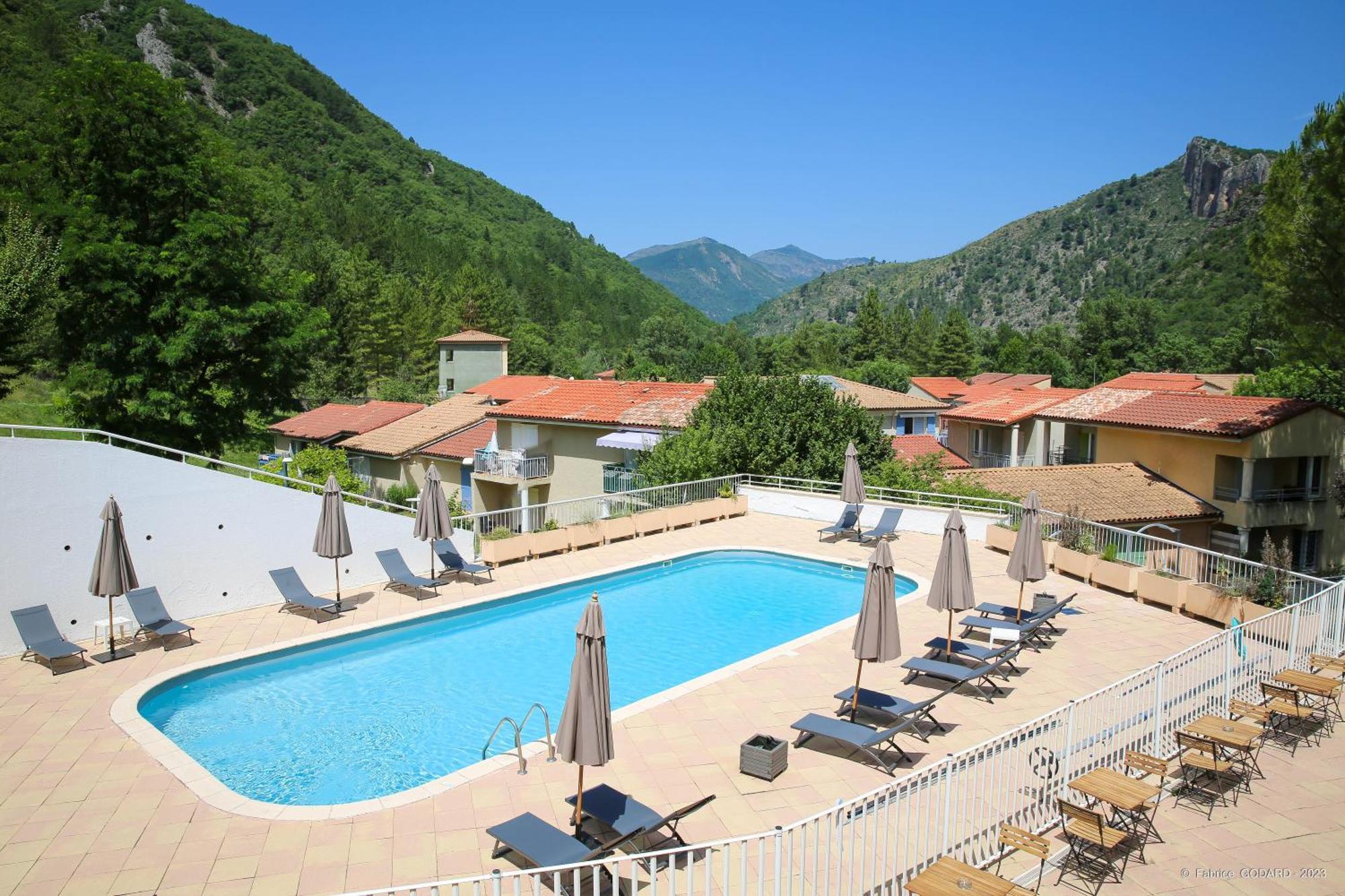 Hotel Le Refuge Des Sources Digne-les-Bains Exterior foto